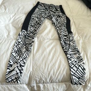 Women’s Nike leggings